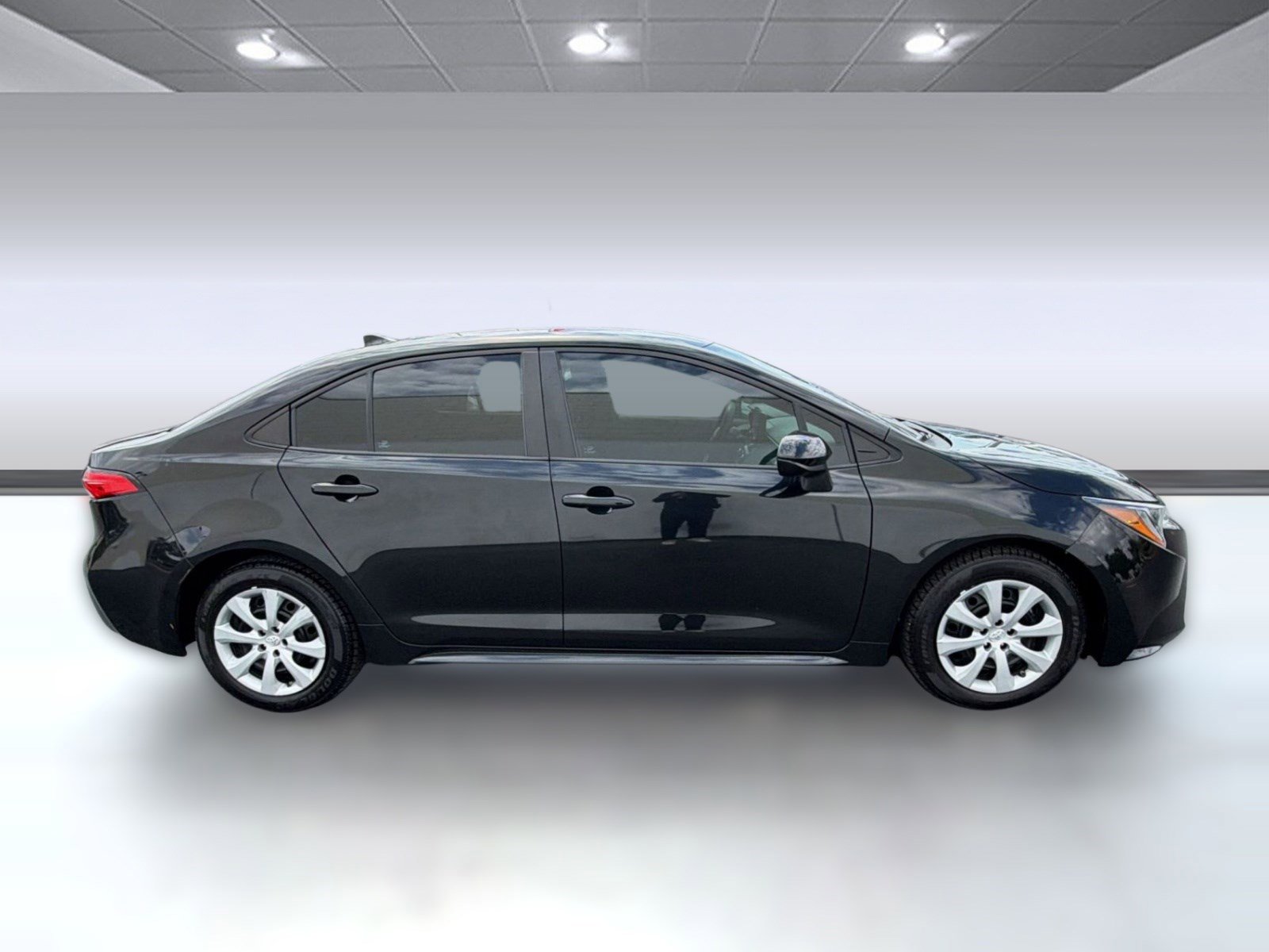 Certified 2022 Toyota Corolla LE FWD image 8