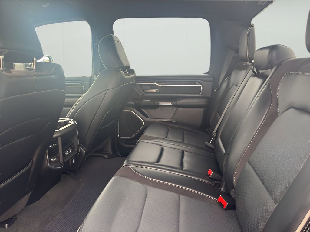 Used 2024 RAM 1500 Laramie image 12