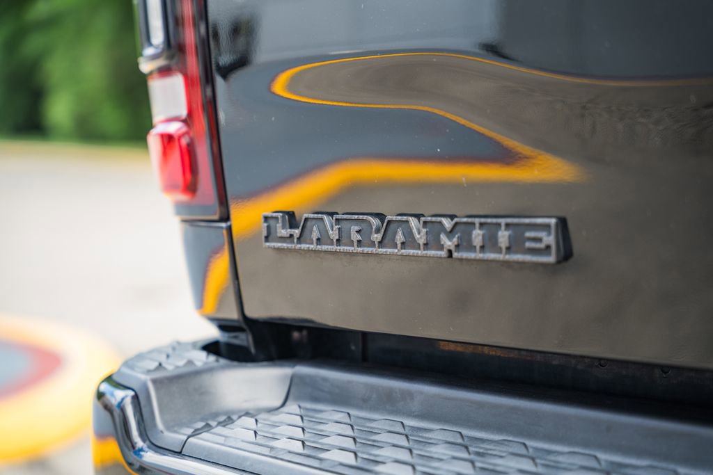 Used 2019 RAM 2500 Laramie AWD/4WD image 7
