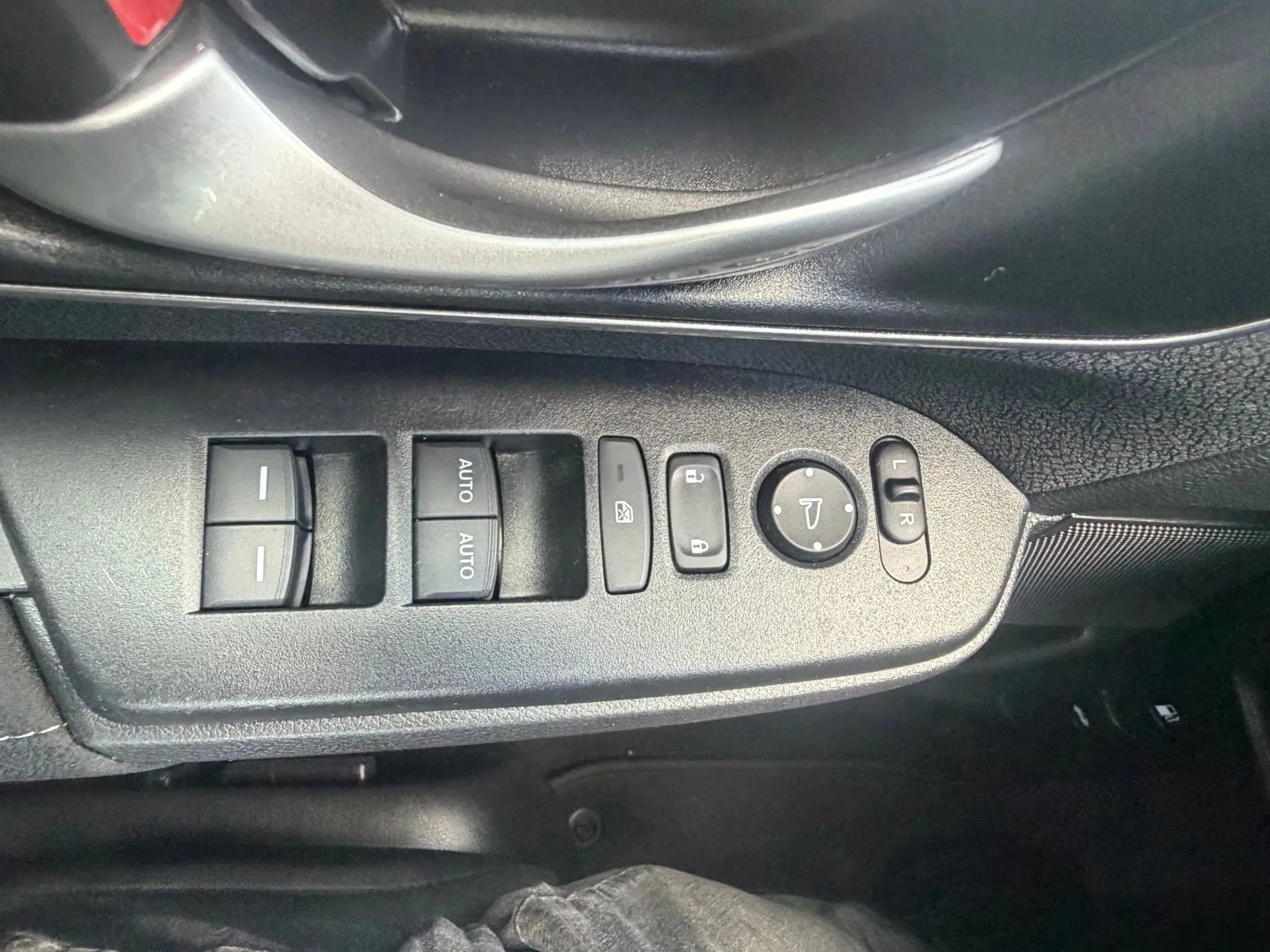 Used 2018 Honda CR-V EX image 23