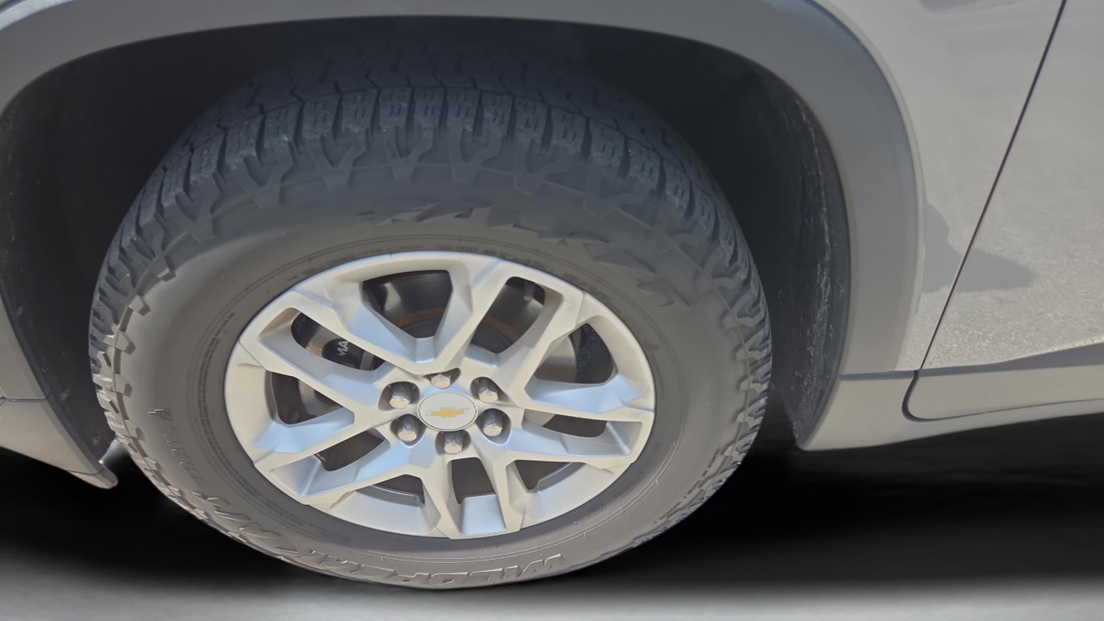Used 2018 Chevrolet Traverse LS w/ LPO, Floor Liner Package FWD image 28