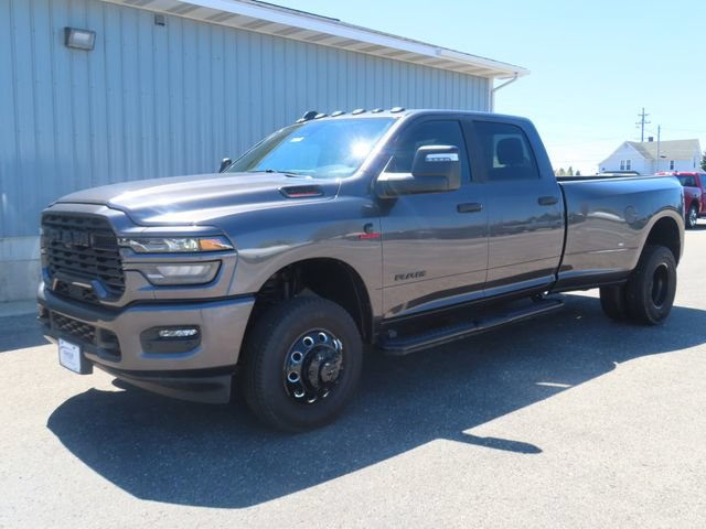 New 2026 RAM 3500 Big Horn AWD/4WD image 6