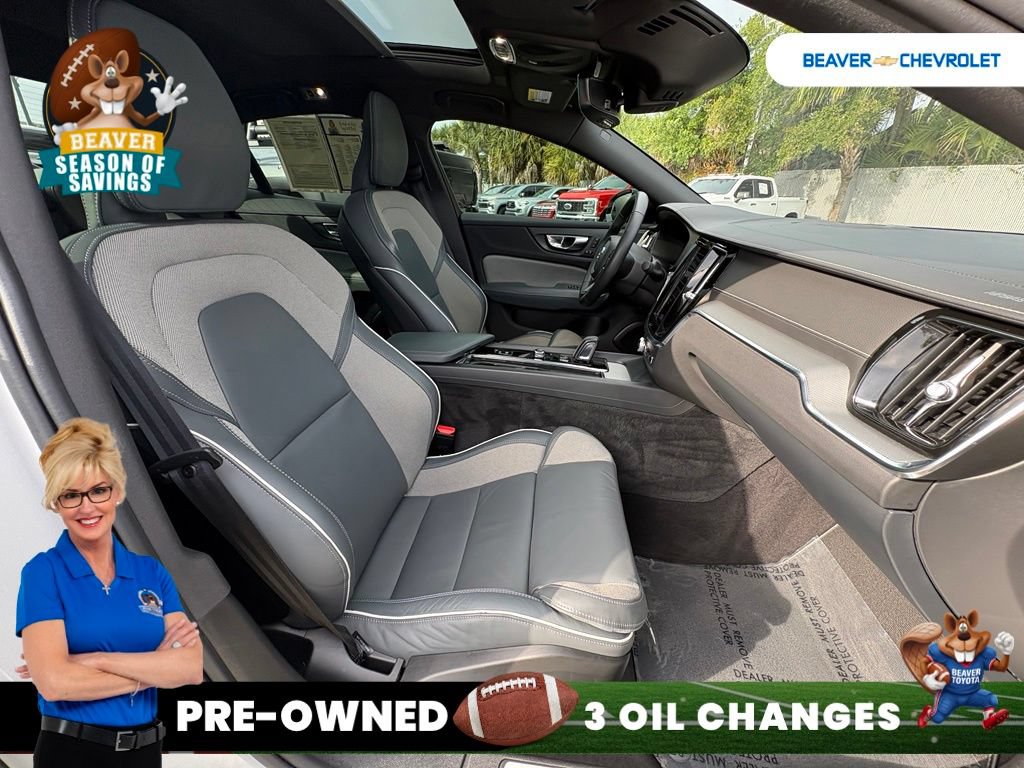 Used 2022 Volvo S60 B5 R-Design w/ Advanced Package FWD image 24