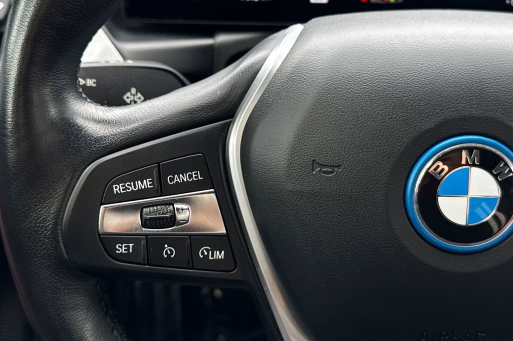 Used 2023 BMW i4 eDrive35 w/ Premium Package RWD image 27