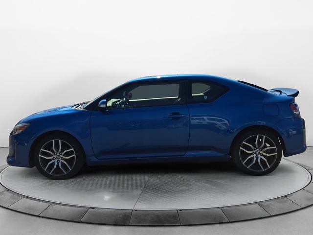 Used 2016 Scion tC image 2