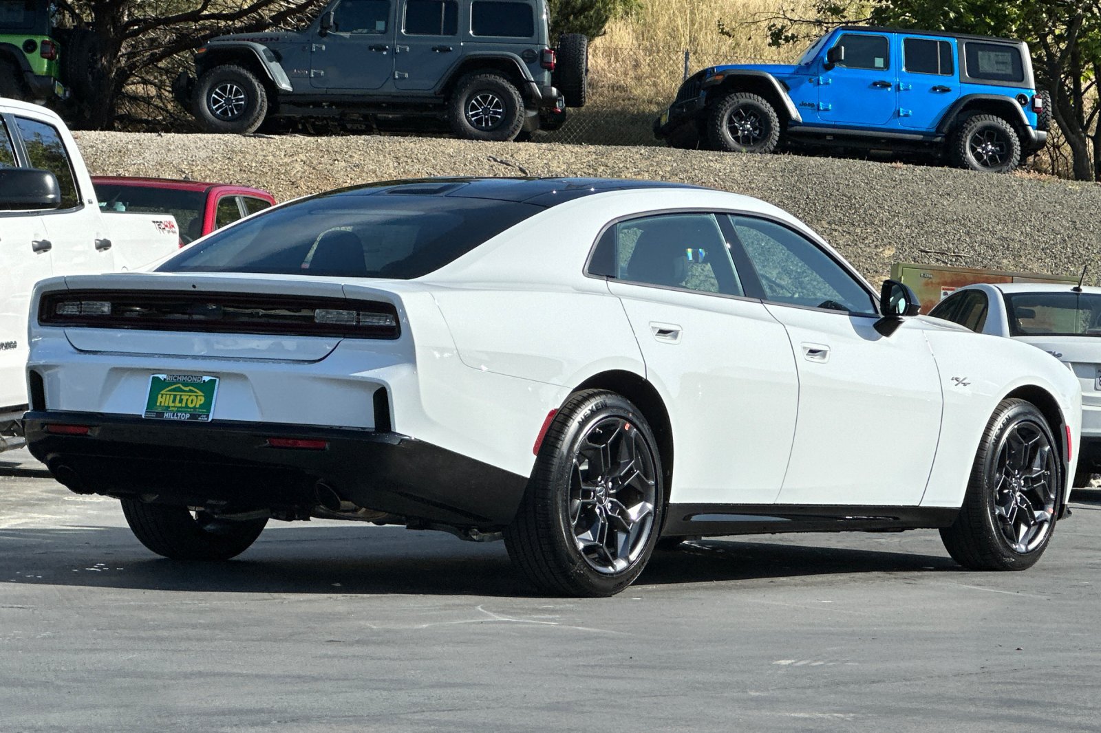 New 2026 Dodge Charger R/T w/ Blacktop Package AWD/4WD image 4