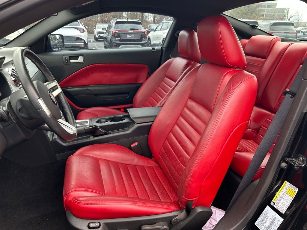 Used 2006 Ford Mustang GT Premium image 18