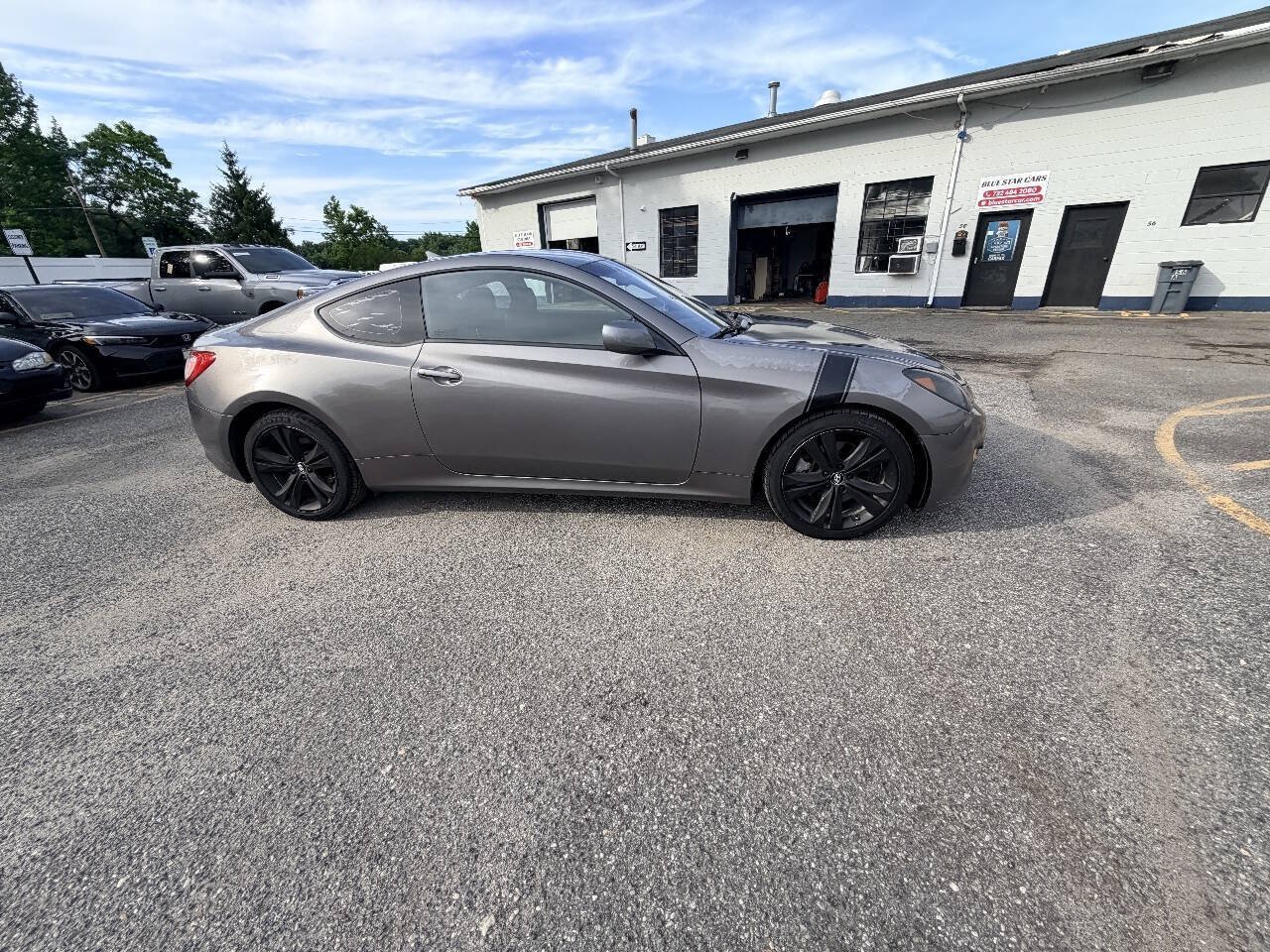 Used 2010 Hyundai Genesis 2.0T RWD image 25