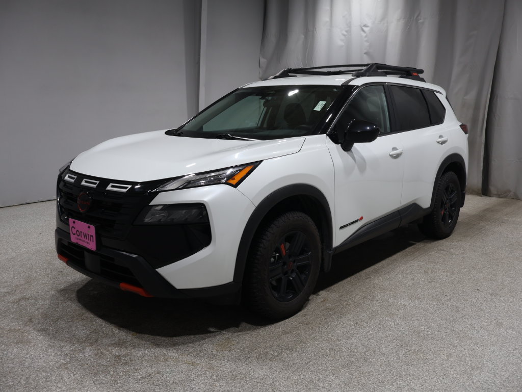 Used 2025 Nissan Rogue SV AWD/4WD image 6