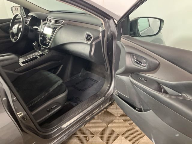 Used 2020 Nissan Murano SV image 16