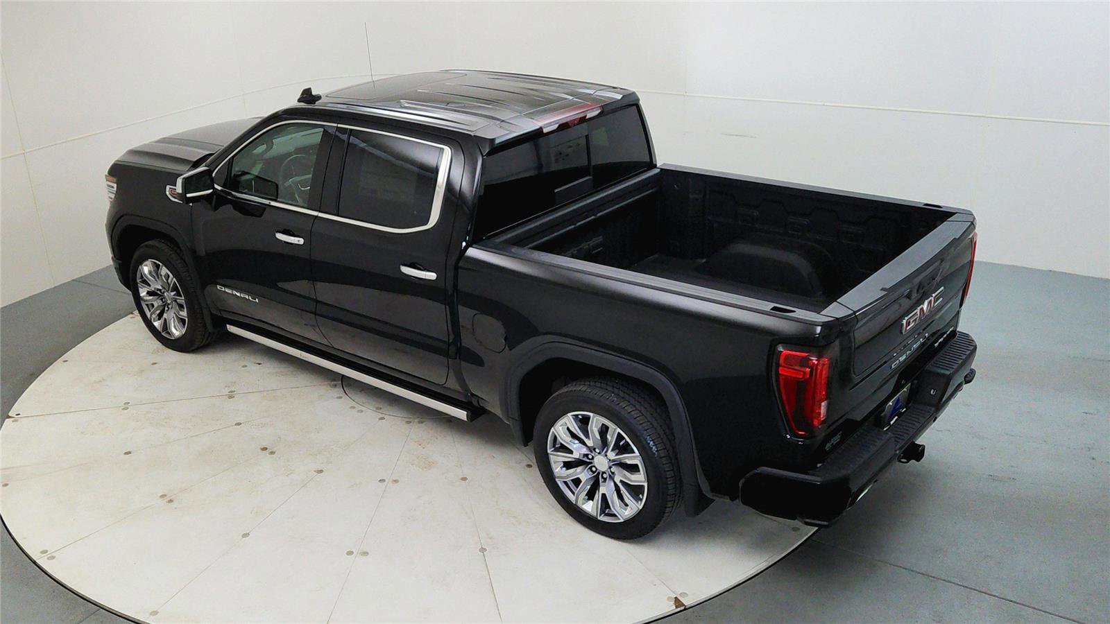 New 2026 GMC Sierra 1500 Denali image 14