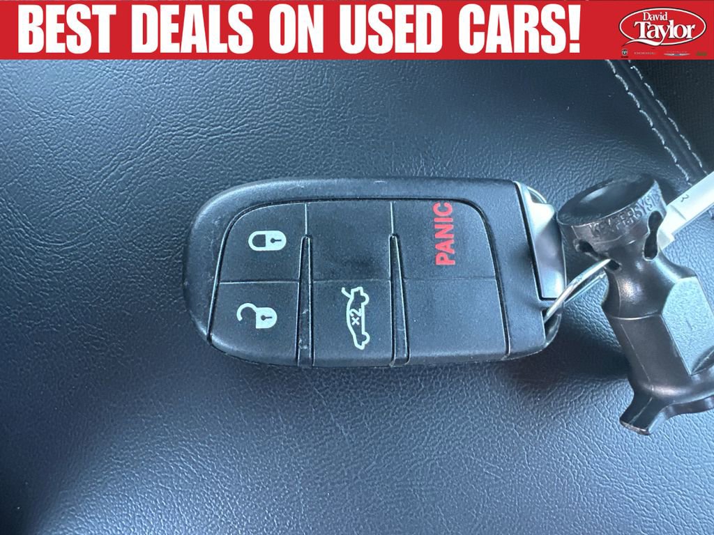 Used 2021 Dodge Challenger SXT RWD image 37