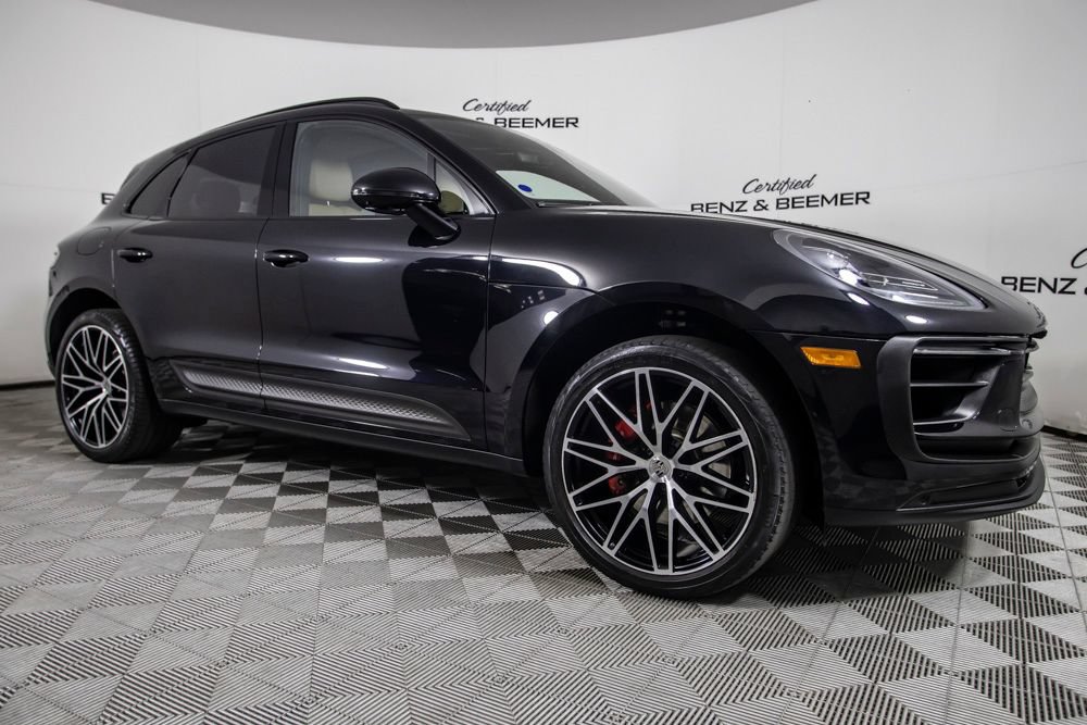 Used 2024 Porsche Macan S AWD/4WD image 2