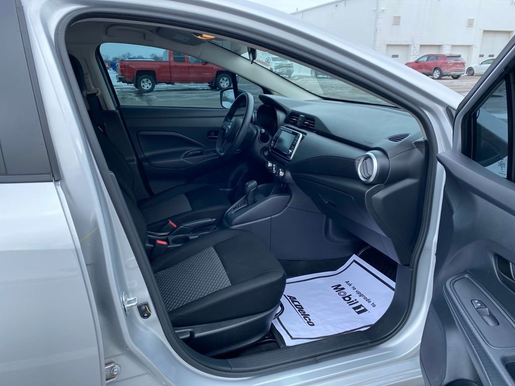 Used 2024 Nissan Versa S w/ Trunk Package image 12