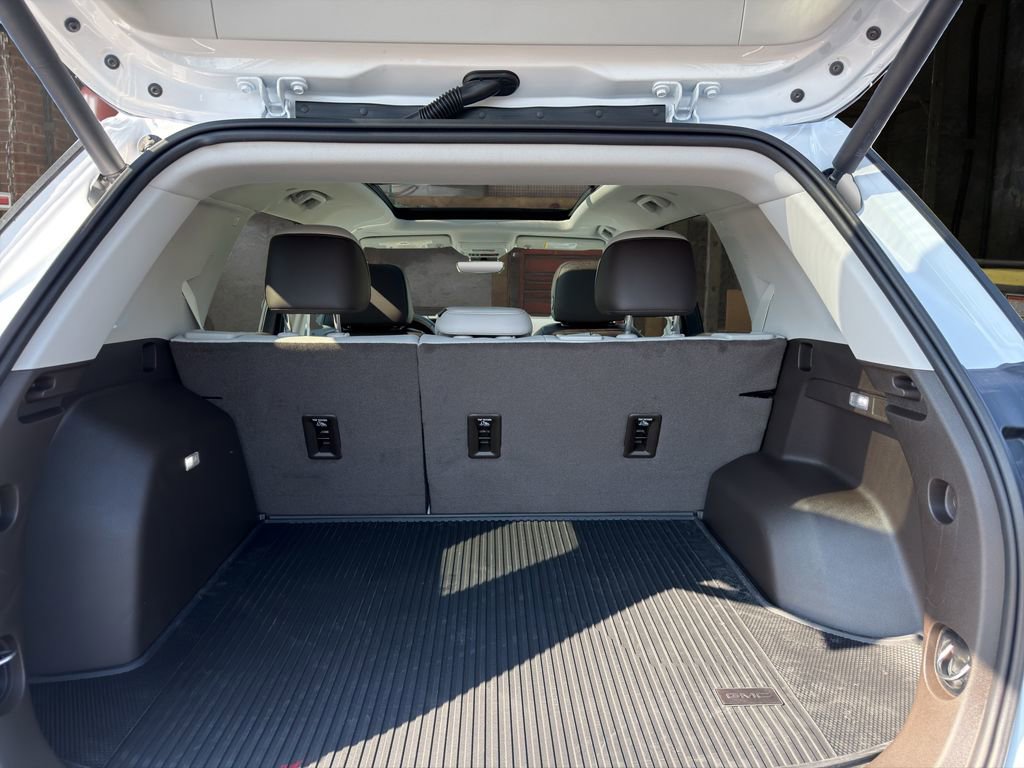 New 2026 GMC Terrain Denali AWD/4WD image 26