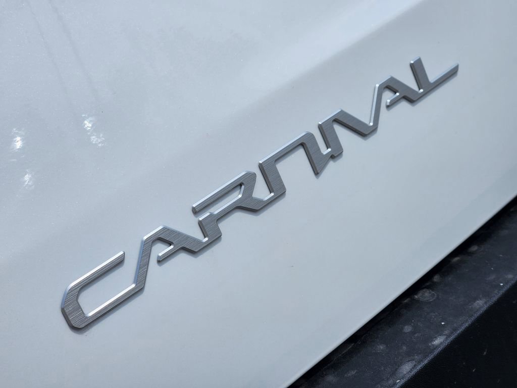 New 2026 Kia Carnival EX image 8