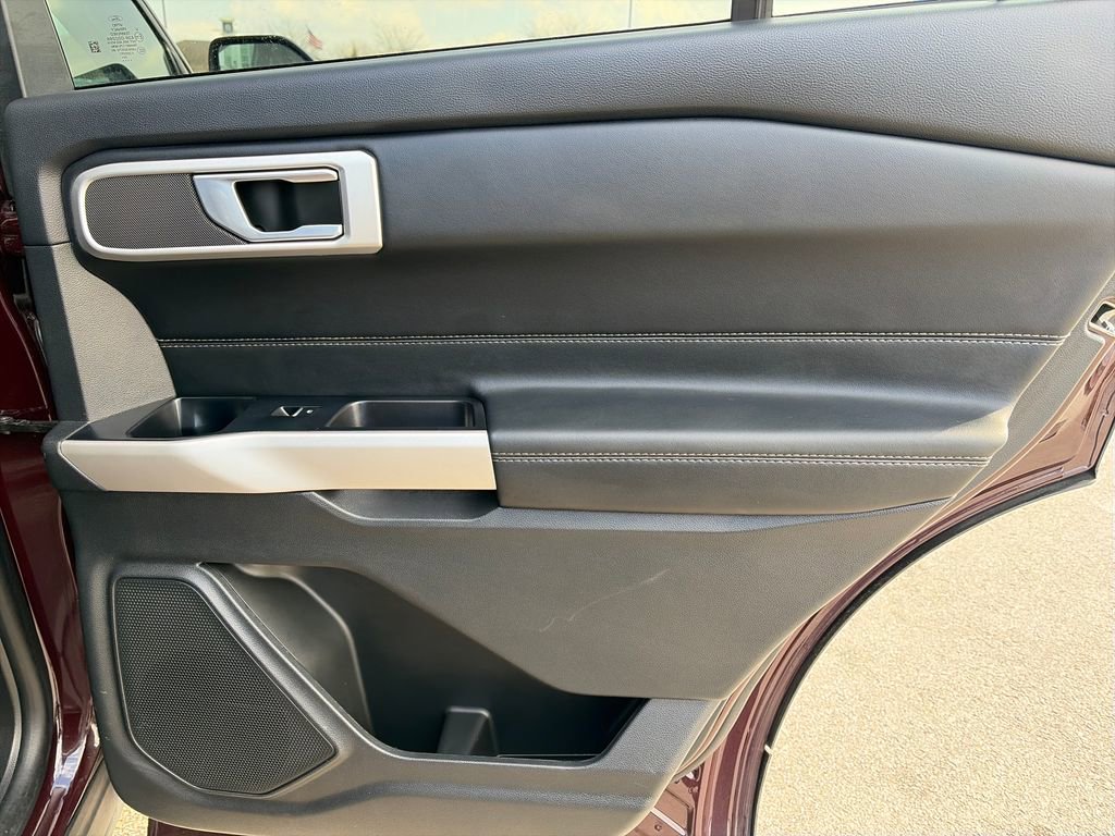 Used 2023 Ford Explorer XLT w/ Equipment Group 202A image 31