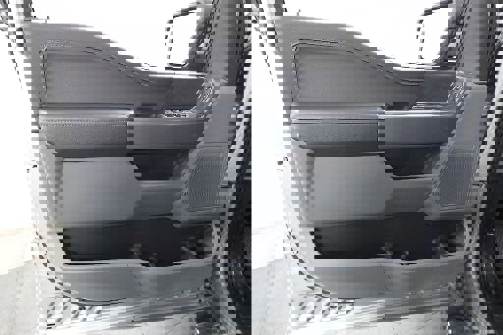 Used 2024 Ford F150 XLT w/ Tow/Haul Package image 9