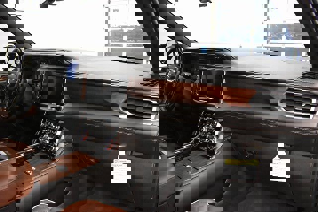 Used 2023 GMC Yukon Denali Ultimate image 20