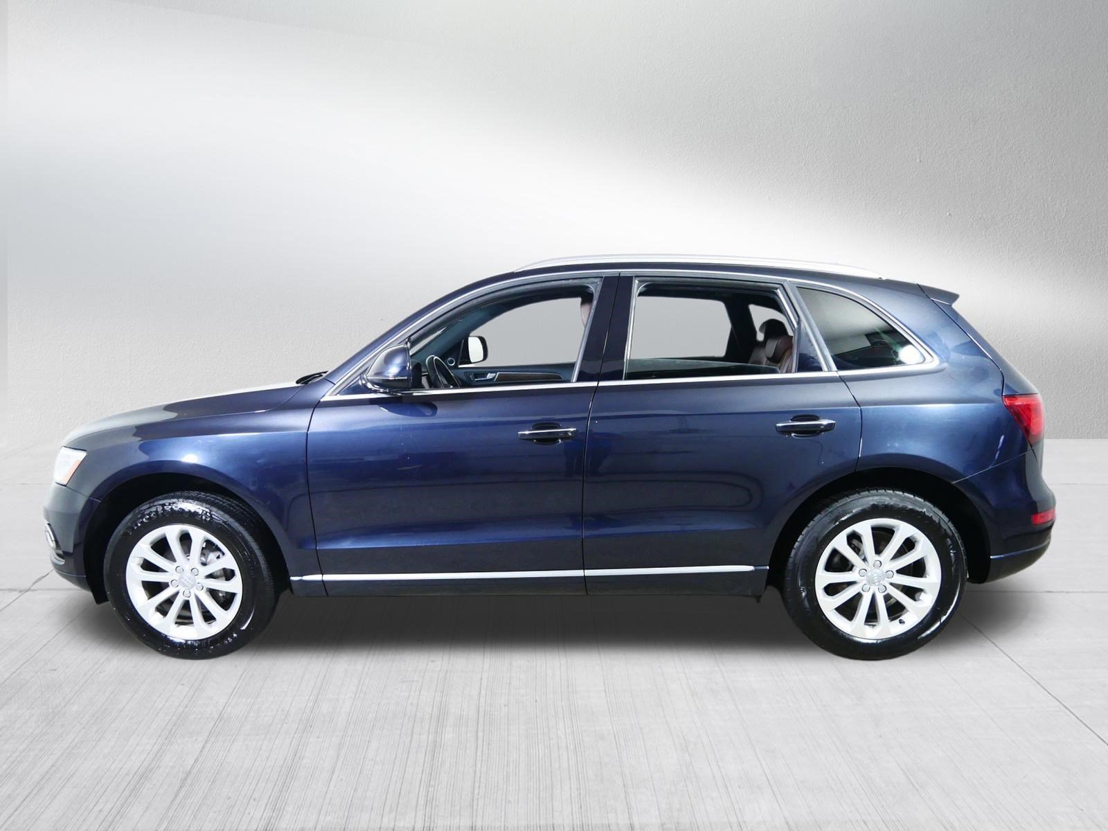 Used 2016 Audi Q5 2.0T Premium Plus w/ Technology Package image 4