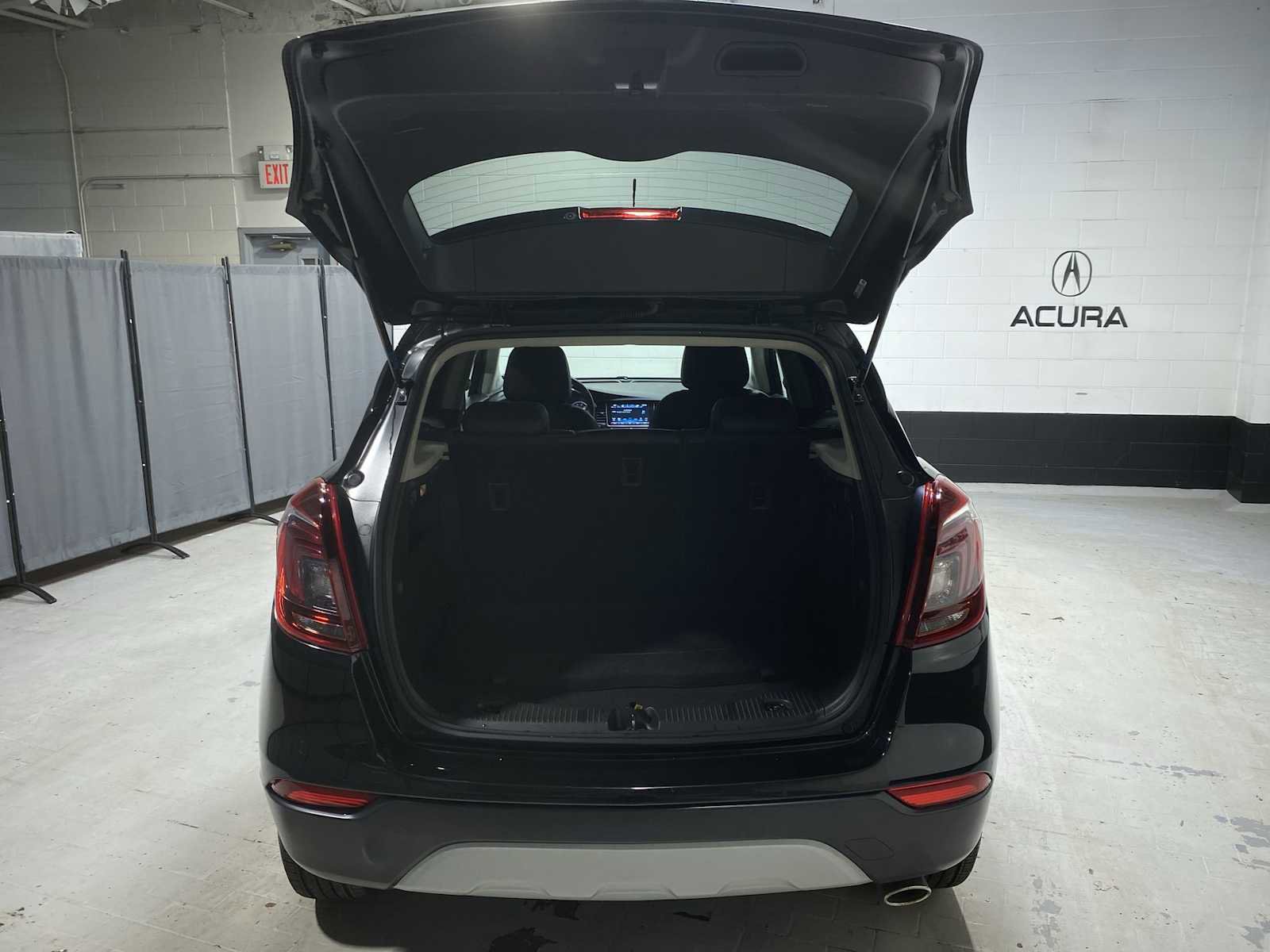 Used 2019 Buick Encore Preferred image 19