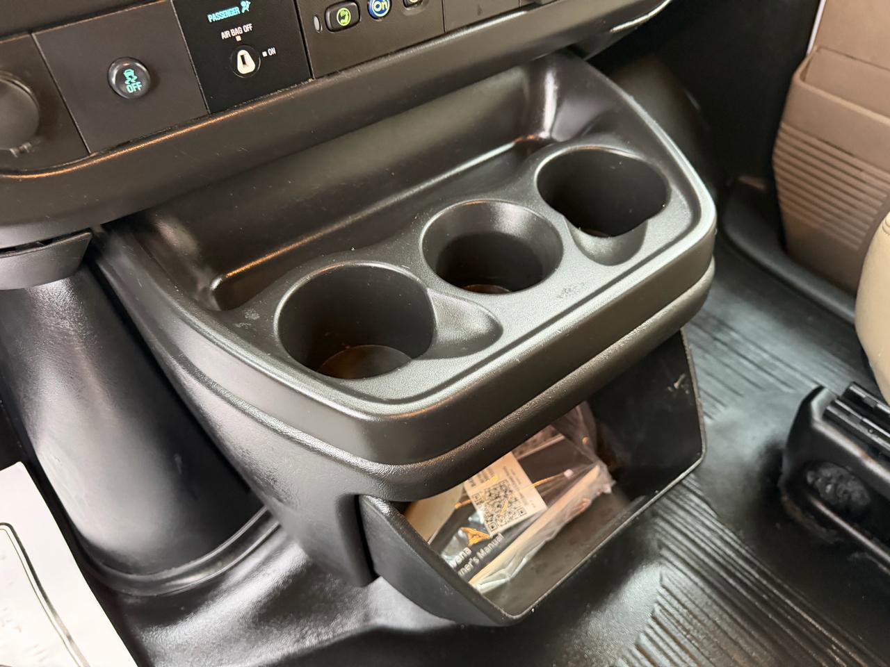 Used 2023 GMC Savana 3500 Extended w/ Driver Convenience Package image 20