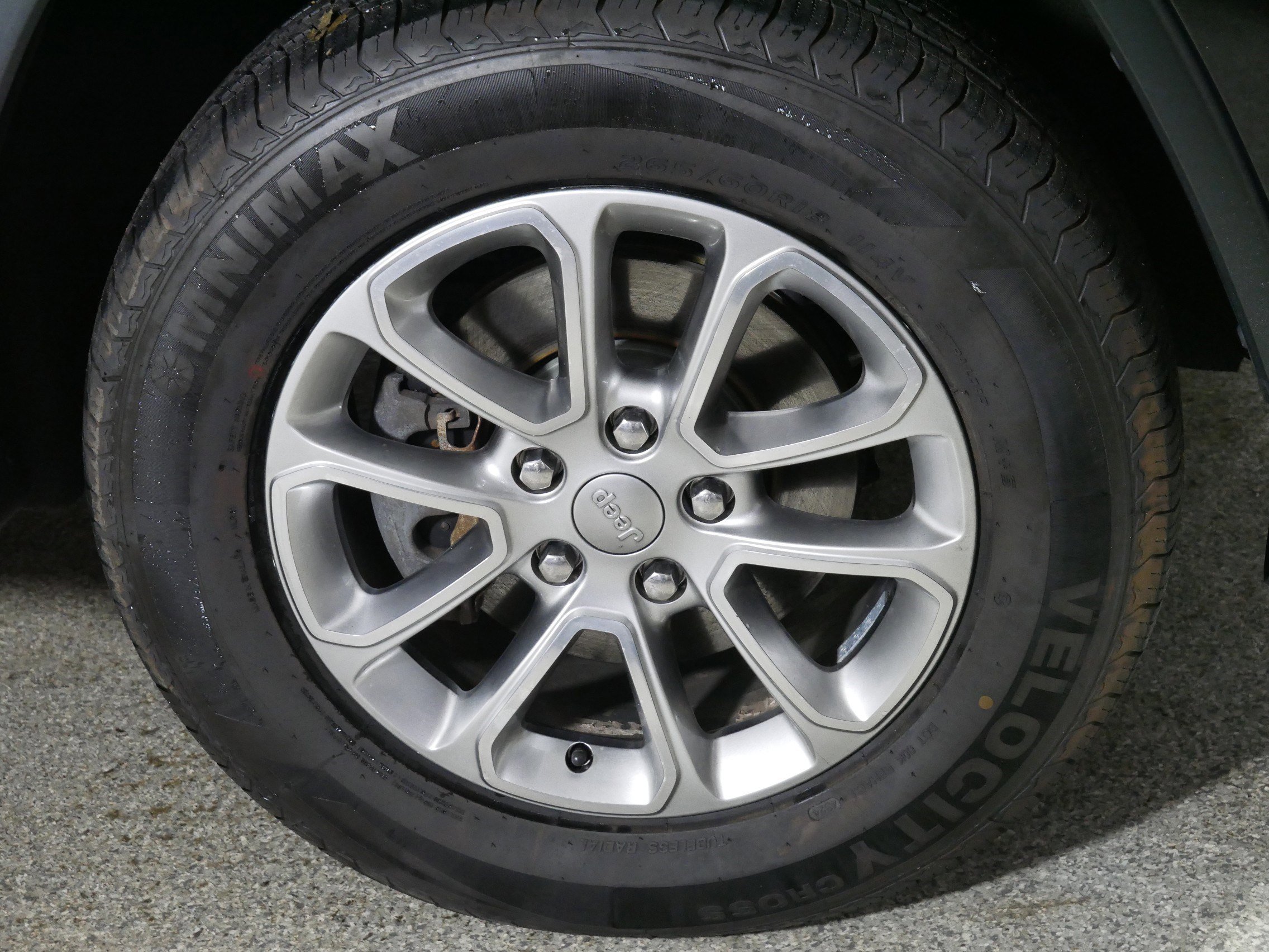 Used 2014 Jeep Grand Cherokee Limited image 15