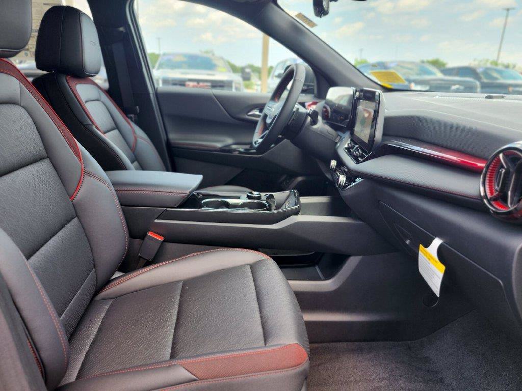 New 2027 Chevrolet Equinox RS w/ Safety and Technology Package AWD/4WD image 9