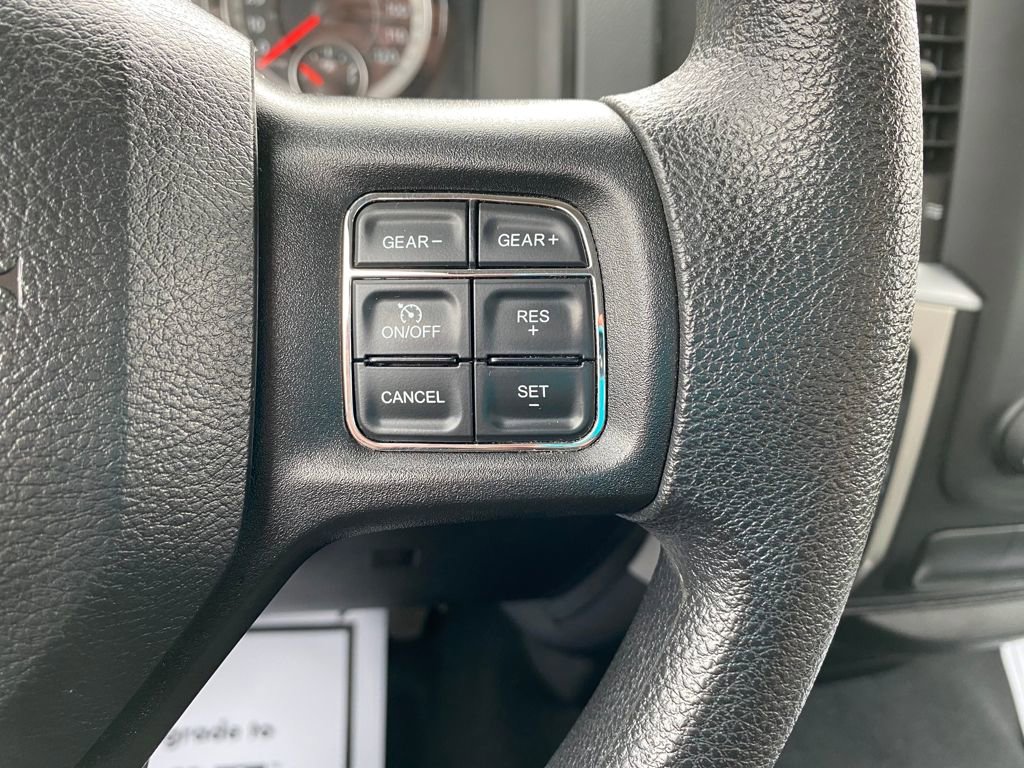 Used 2020 RAM 1500 Classic SLT image 21