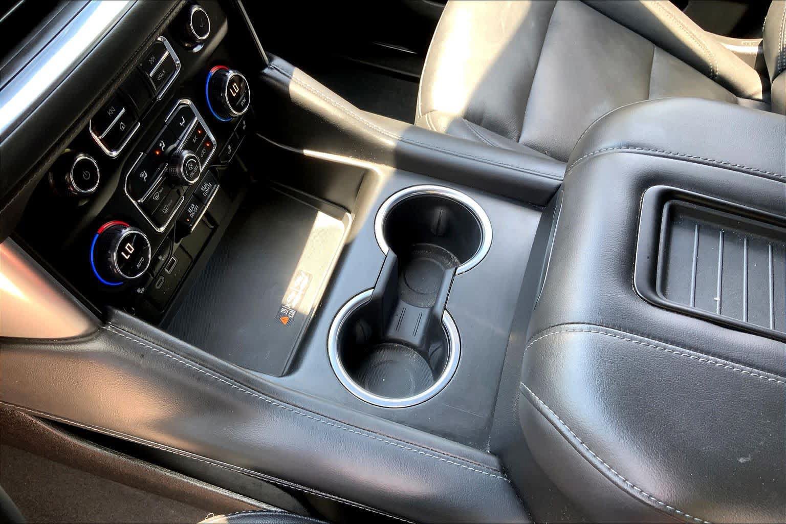 Used 2024 Chevrolet Tahoe Z71 AWD/4WD image 17