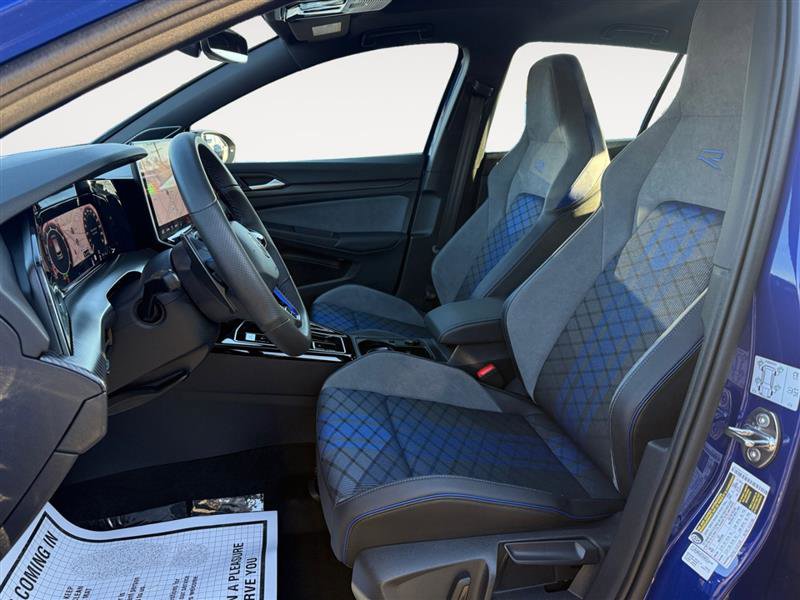 Used 2025 Volkswagen Golf R Black Edition image 10