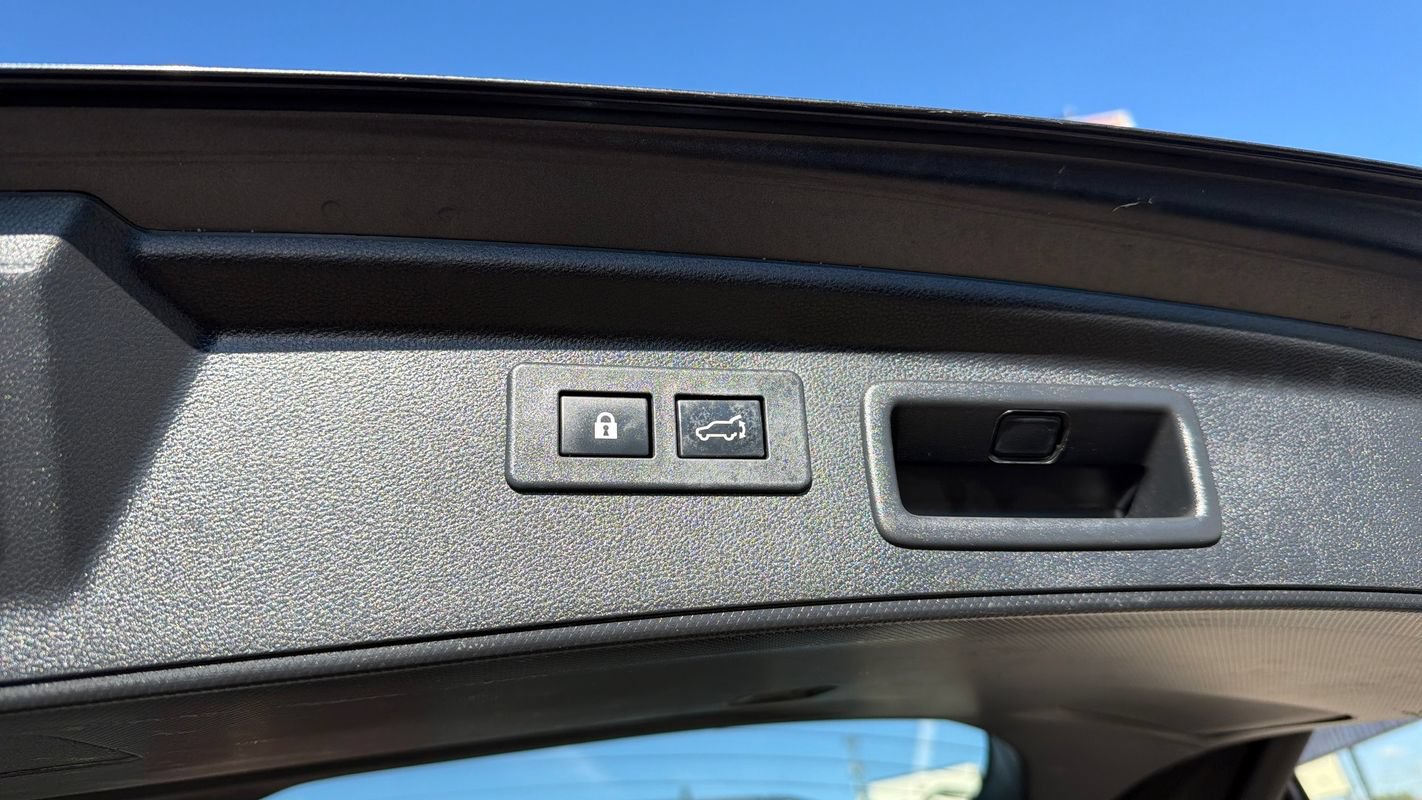 Used 2019 Subaru Forester Premium AWD/4WD image 26