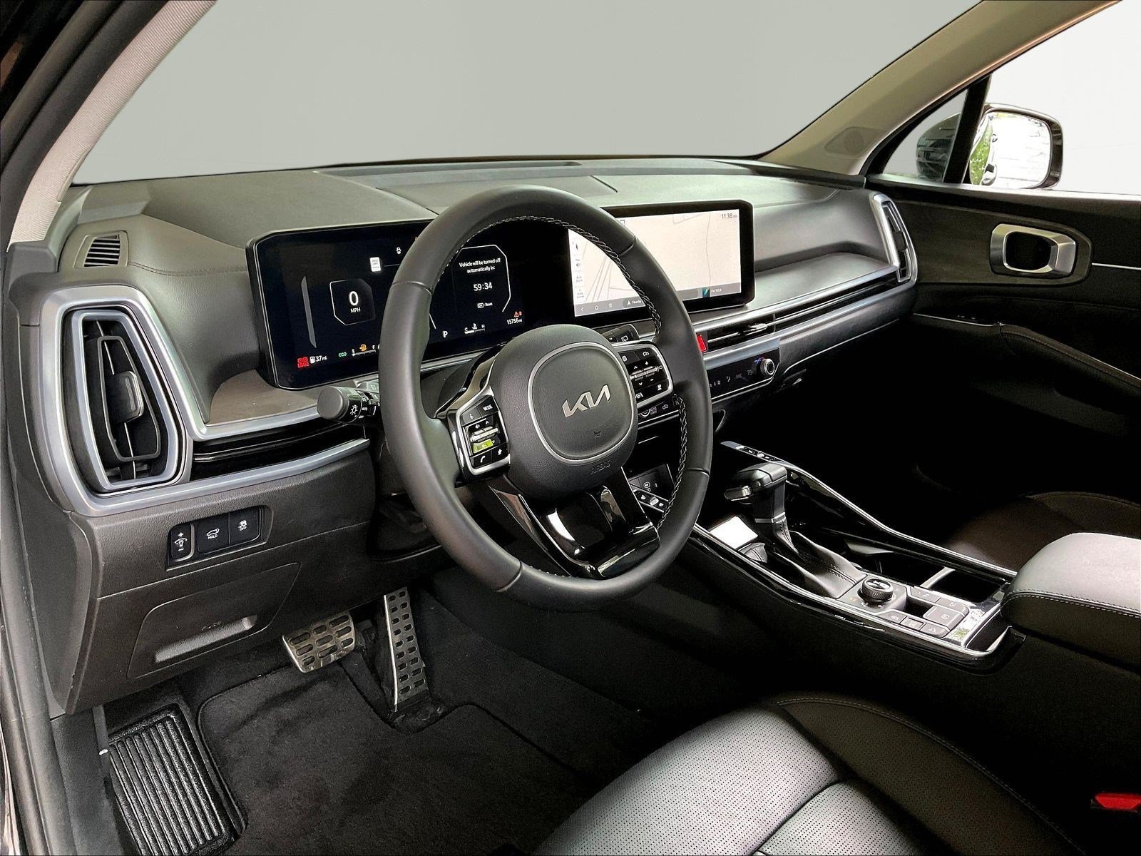 Used 2024 Kia Sorento SX AWD/4WD image 16