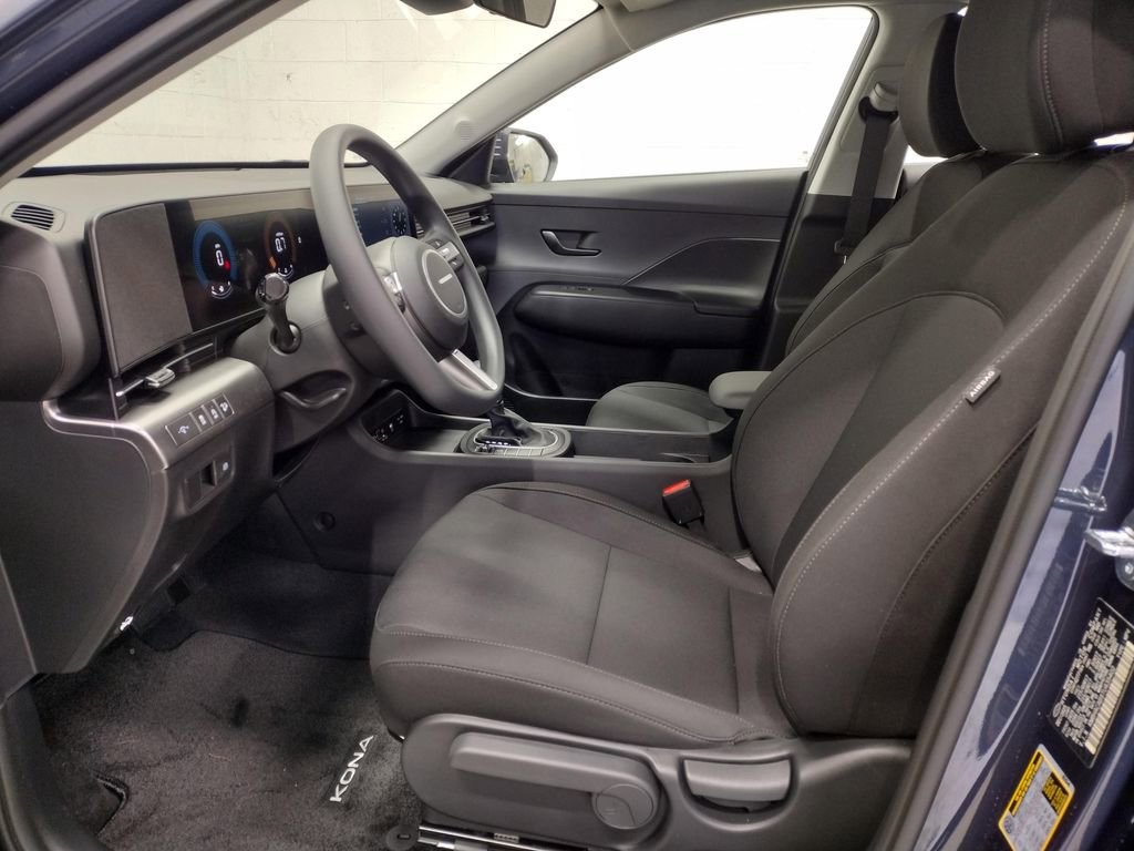 New 2026 Hyundai Kona SE image 18