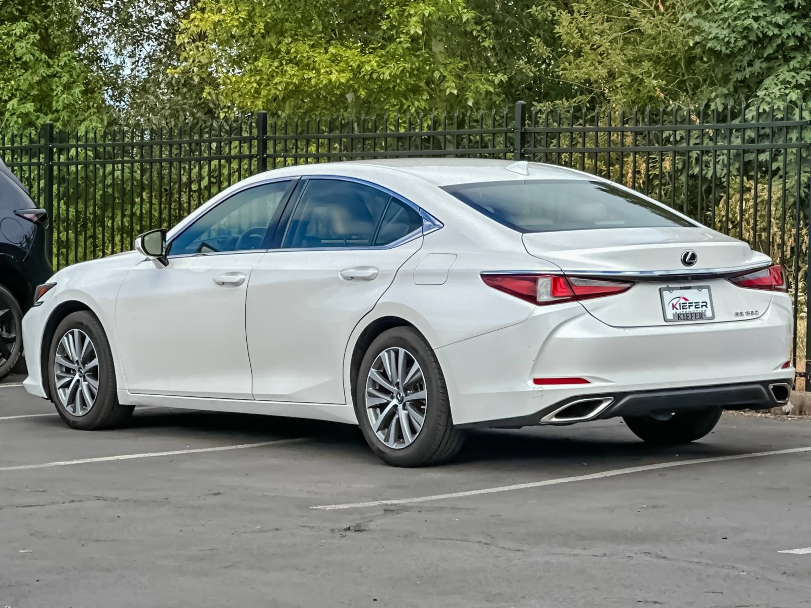 Used 2020 Lexus ES 350 w/ Accessory Package 2 FWD image 6