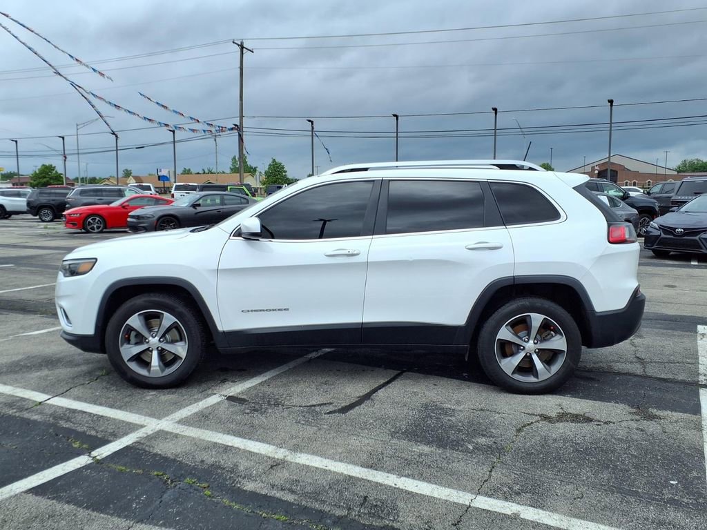 Used 2019 Jeep Cherokee Limited w/ Luxury Group image 4