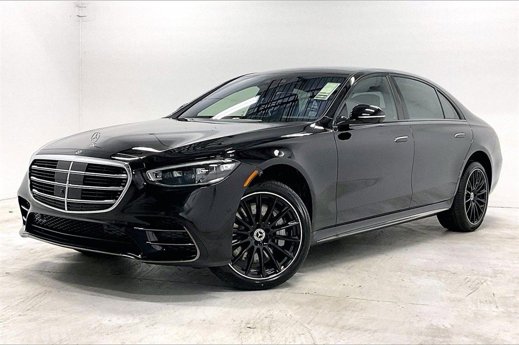 New 2025 Mercedes-Benz S 580 4MATIC Sedan image 2