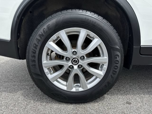 Used 2020 Nissan Rogue SV AWD/4WD image 32