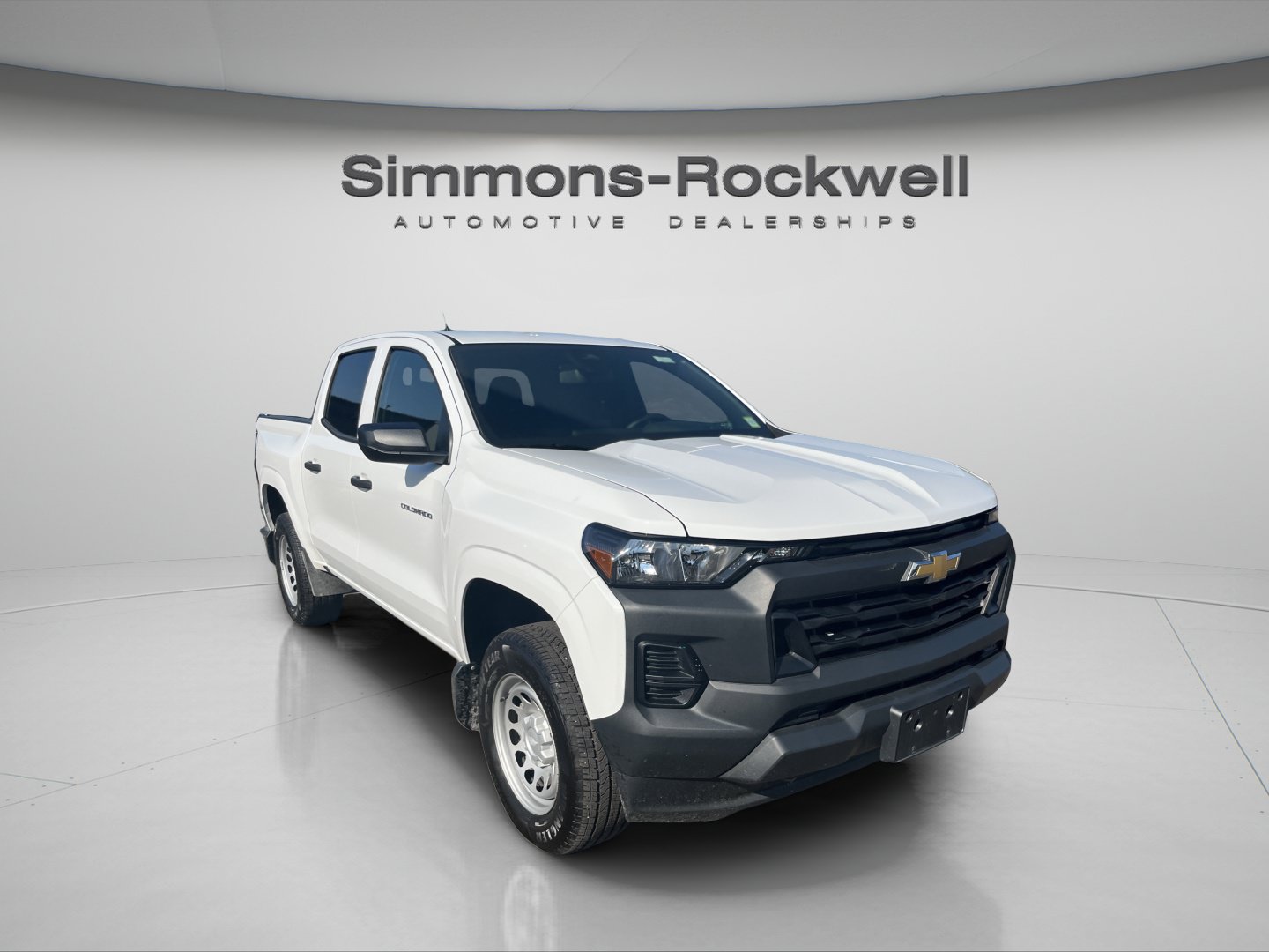Used 2025 Chevrolet Colorado W/T w/ Advanced Trailering Package AWD/4WD image 7
