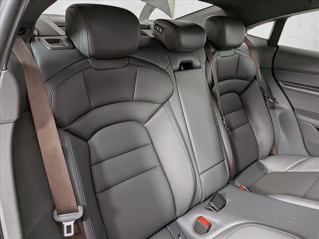 Used 2022 Porsche Taycan image 22