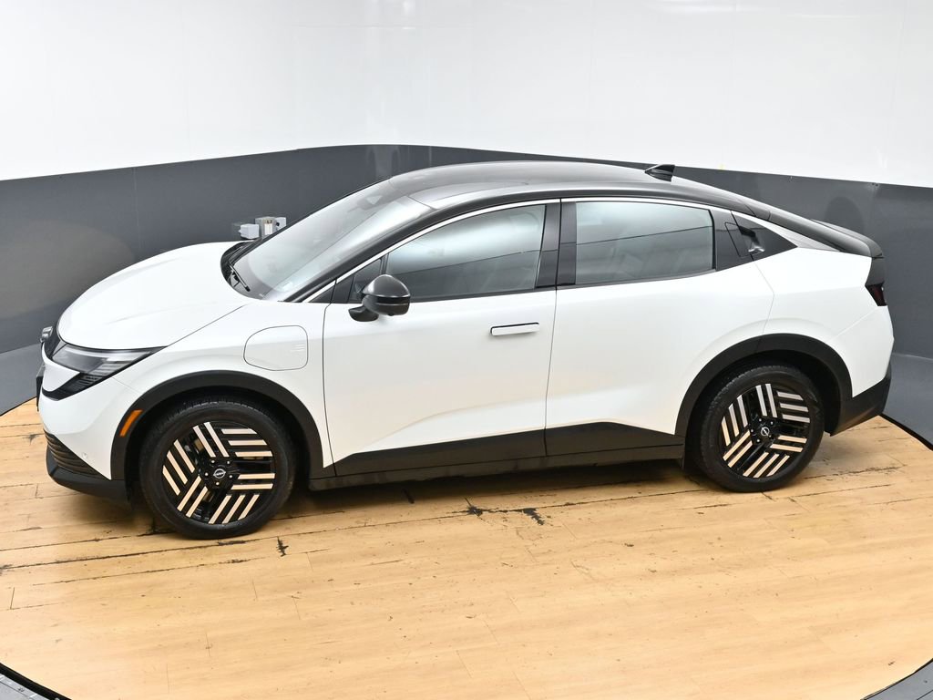 Used 2026 Nissan Leaf SV+ w/ Floor Mat Package (SV+) FWD image 46