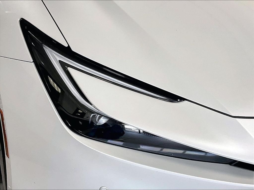 Used 2024 Toyota Prius XLE AWD/4WD image 32
