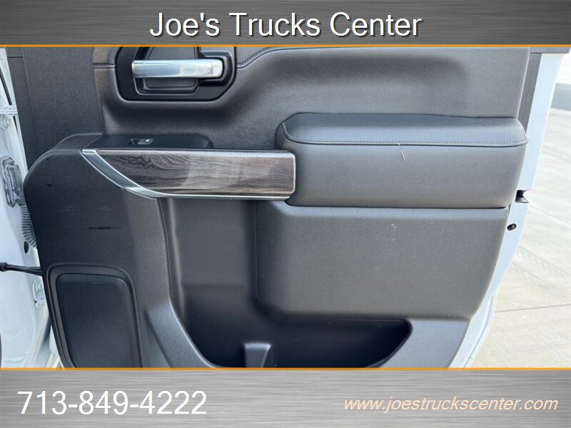 Used 2021 Chevrolet Silverado 3500 LTZ w/ LTZ Convenience Package AWD/4WD image 34