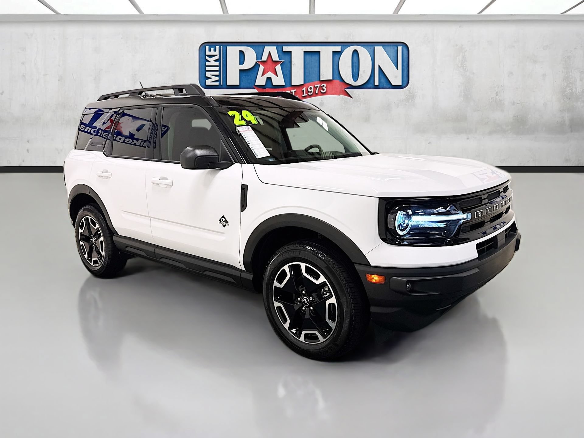 Used 2024 Ford Bronco Sport Outer Banks w/ Tech Package AWD/4WD image 1