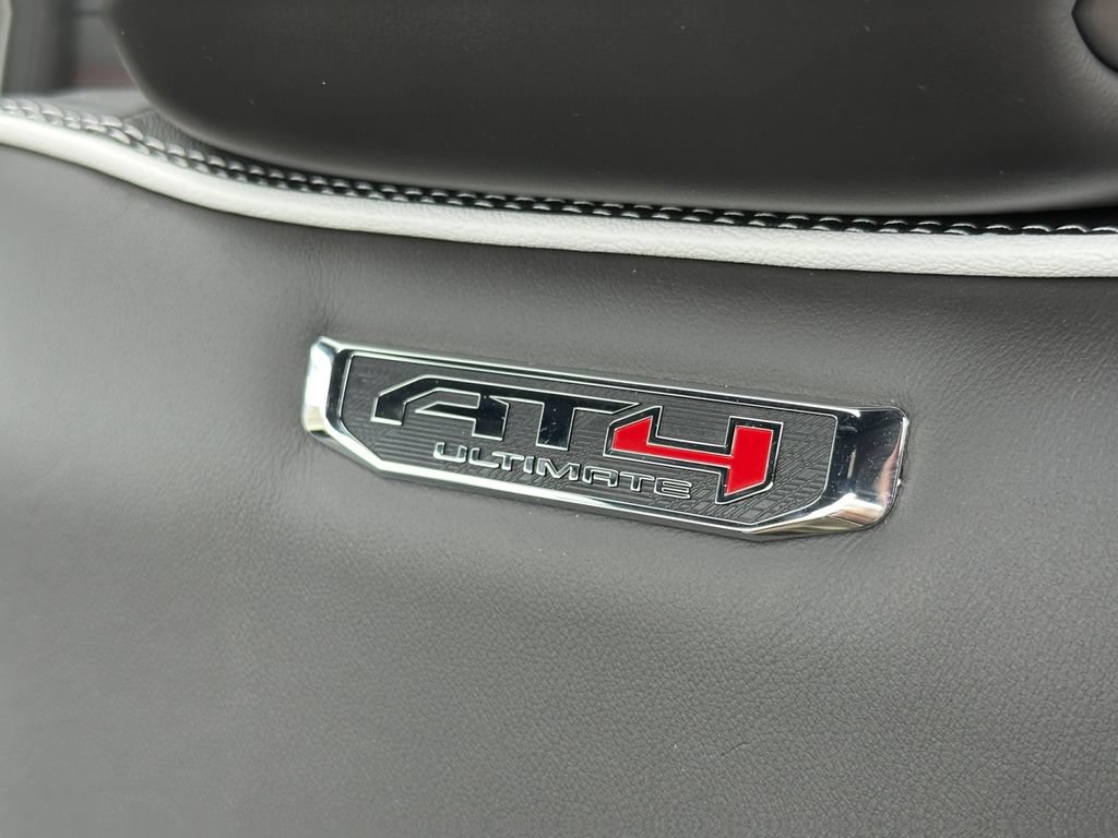 New 2026 GMC Yukon AT4 Ultimate w/ LPO, Floor Liner Package AWD/4WD image 39