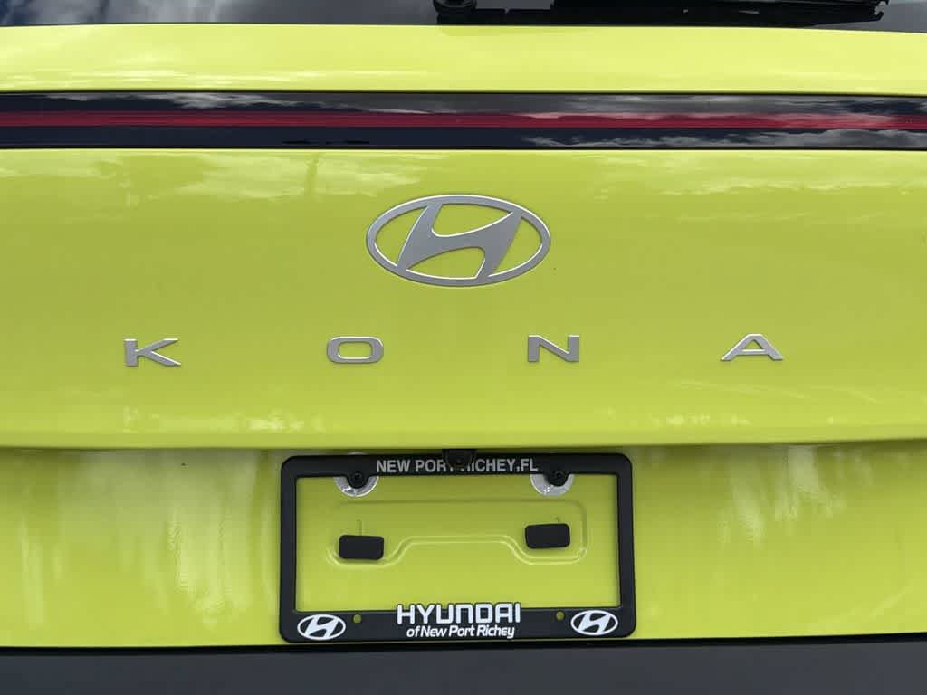 New 2027 Hyundai Kona SE FWD image 13