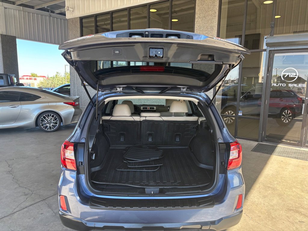 Used 2016 Subaru Outback 2.5i Limited AWD/4WD image 20