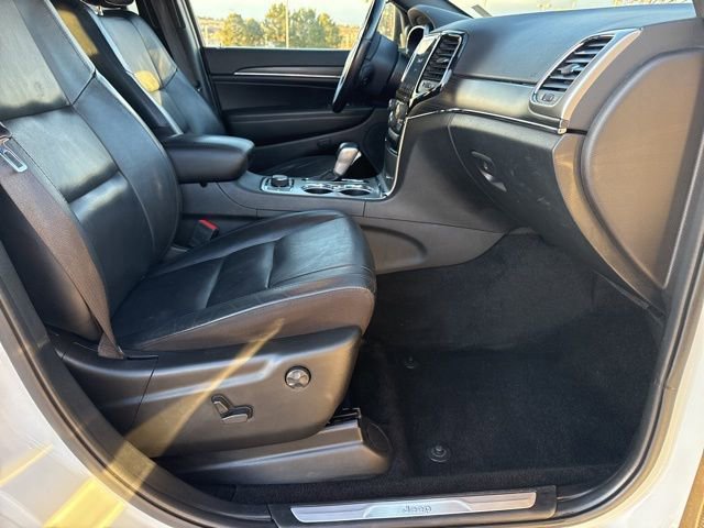 Used 2022 Jeep Grand Cherokee Limited image 24