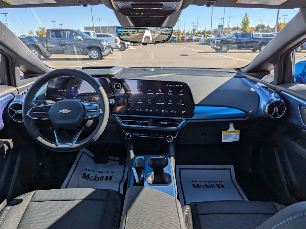 New 2026 Chevrolet Equinox EV LT image 29