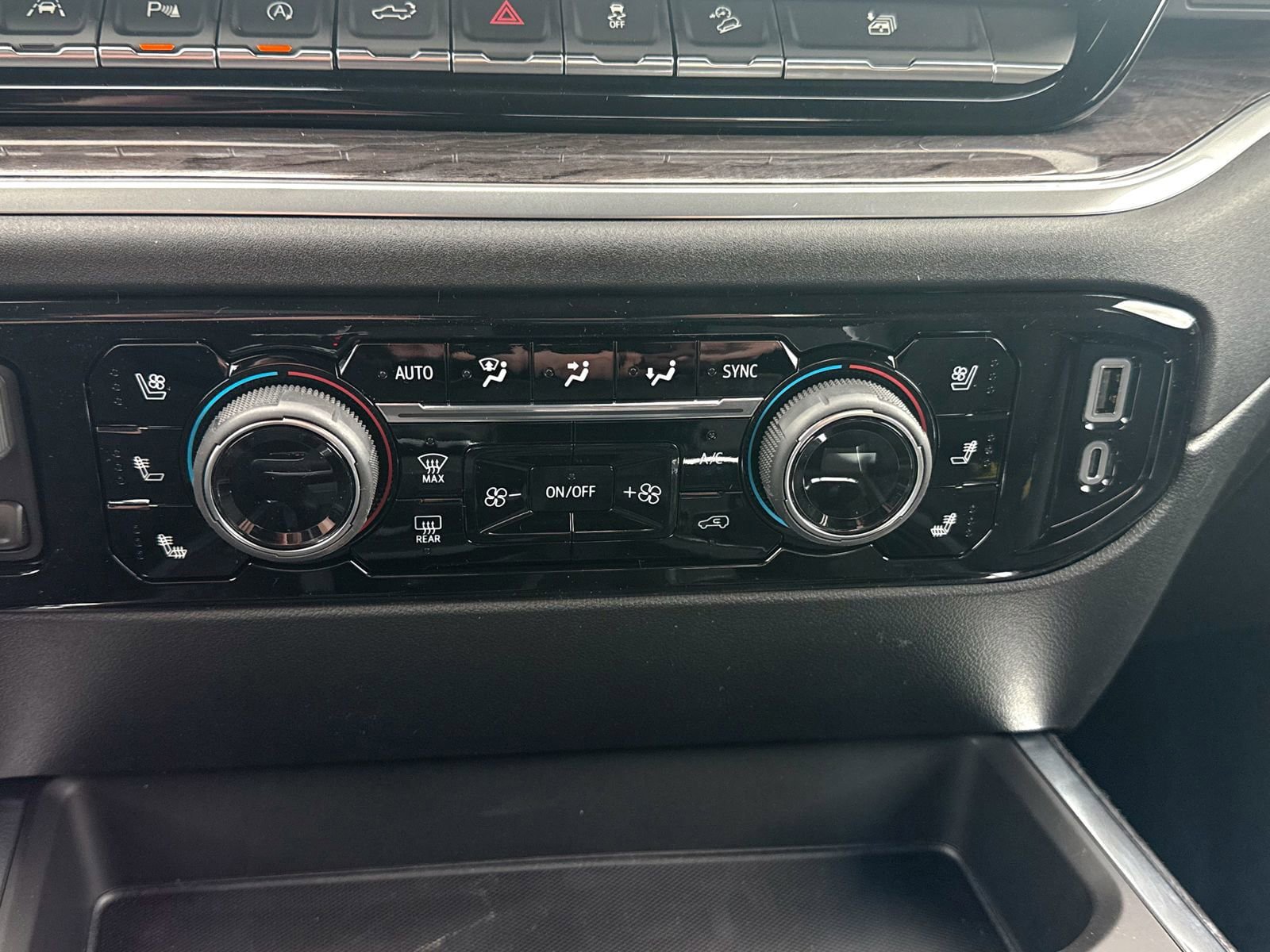 New 2026 Chevrolet Silverado 1500 LTZ AWD/4WD image 33